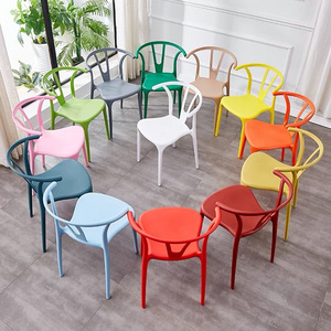 Cheap Outdoor Home Furniture White Modern Design Leisure Stacking Plastic Dining Chairs Cafe Restaurant PP Chair