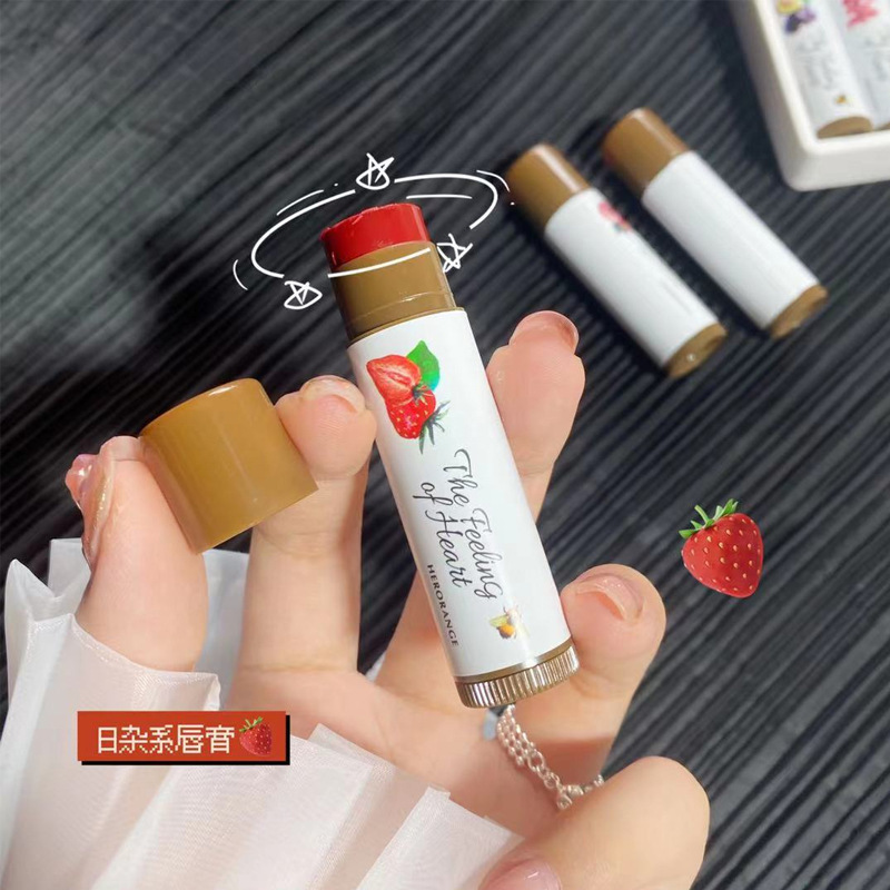 Moisten and warm change  colour changing lip balm  lip balm hot selling  cartoon lip balm  Moisturize and hydrate