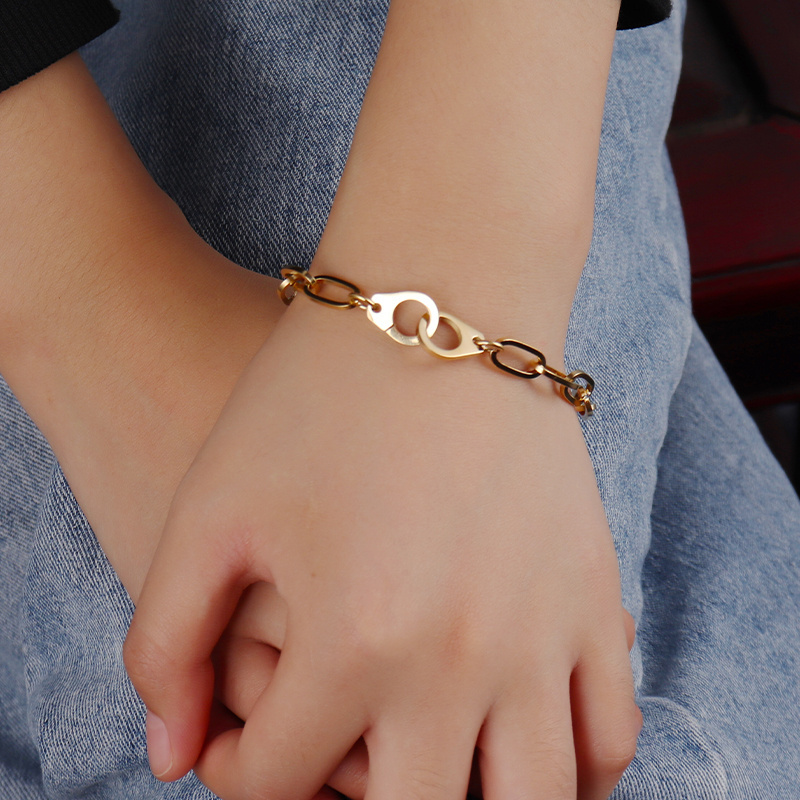 18k Gold Plating Stainless Steel Handcuffs Lock Cuff Bracelets Women Chain Bracelet Bangles Charms For Men Jewelry Gifts