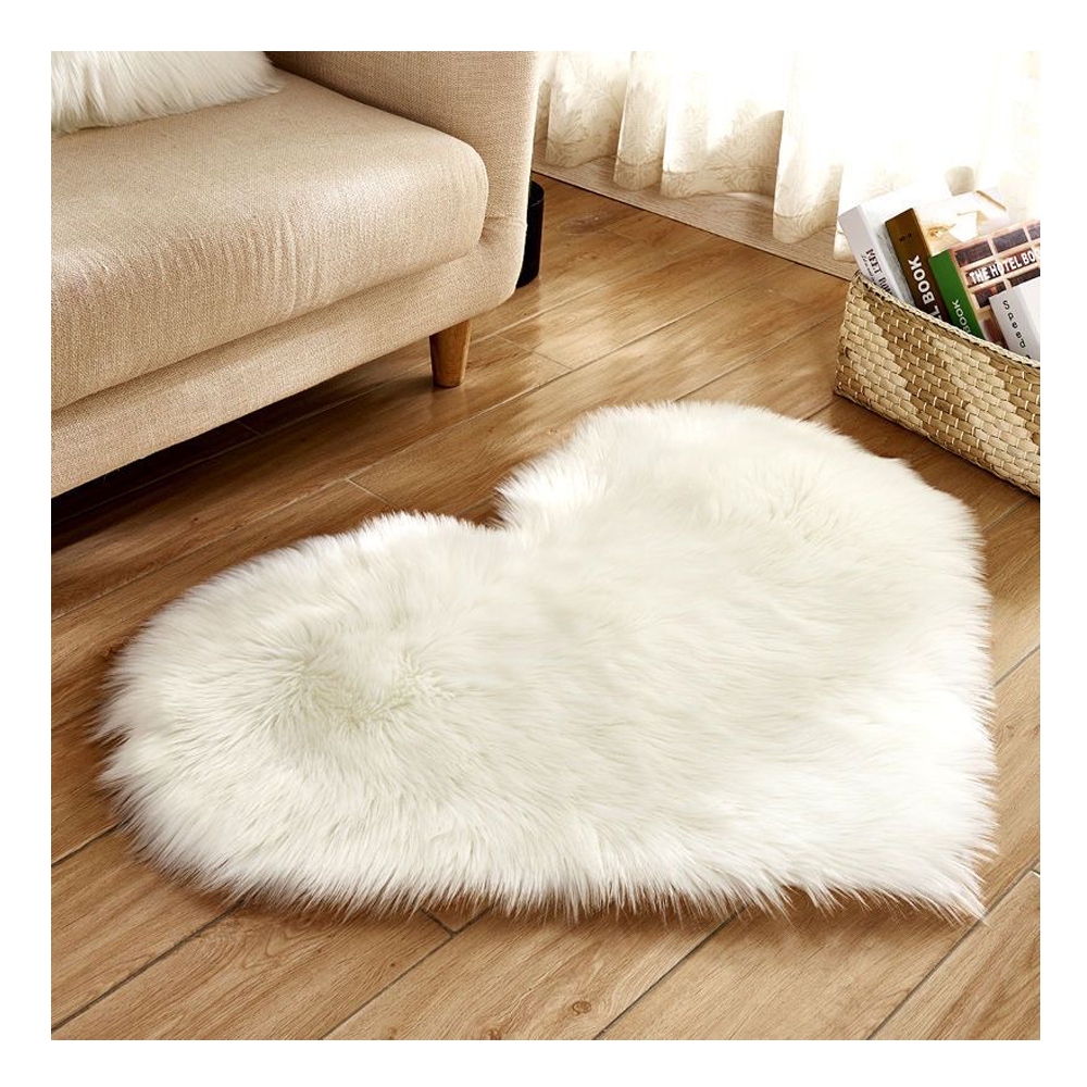 furry rug Heart shaped soft and comfortable plush carpet for living room and bedroom rug modern