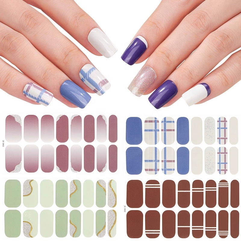 Thanksgiving Nail Strips Autumn Winter Squirrel Nail Art Decals Self-Adhesive Fall Maple Leaf Full Nail Polish Wraps