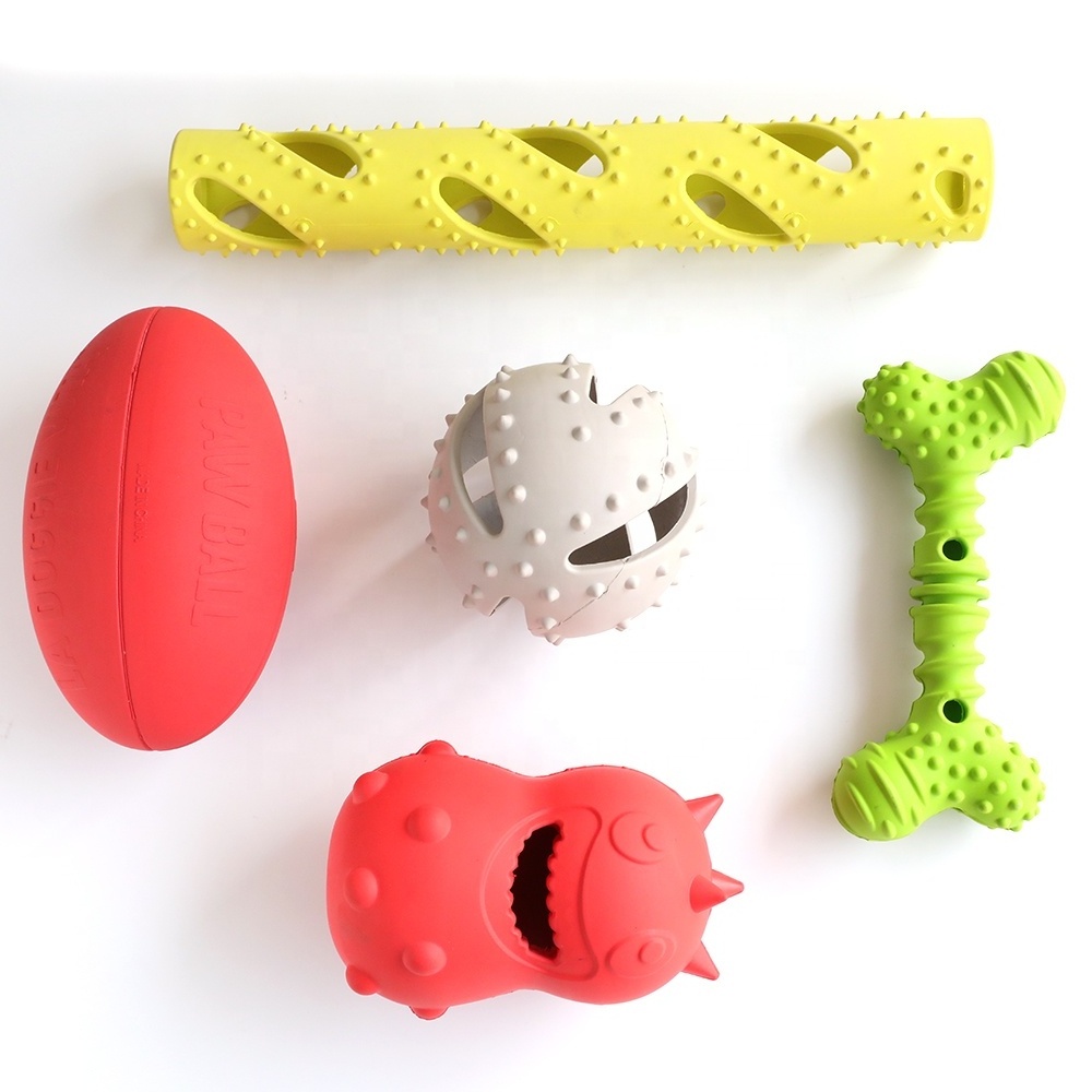 Natural Rubber Dog Feeding Ball Pet Chewing Toy Tooth-cleaning Rubber Ball Toy for Dog Treat