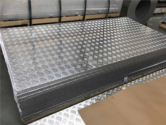 sale bus use floor aluminum tread plate checkered anti skik sheets coil 3003 alloy 3xxx