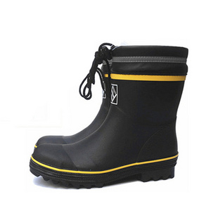 Sturdy non slip PVC wide safety rain boots waterproof nail proof steel toe work boots for man women