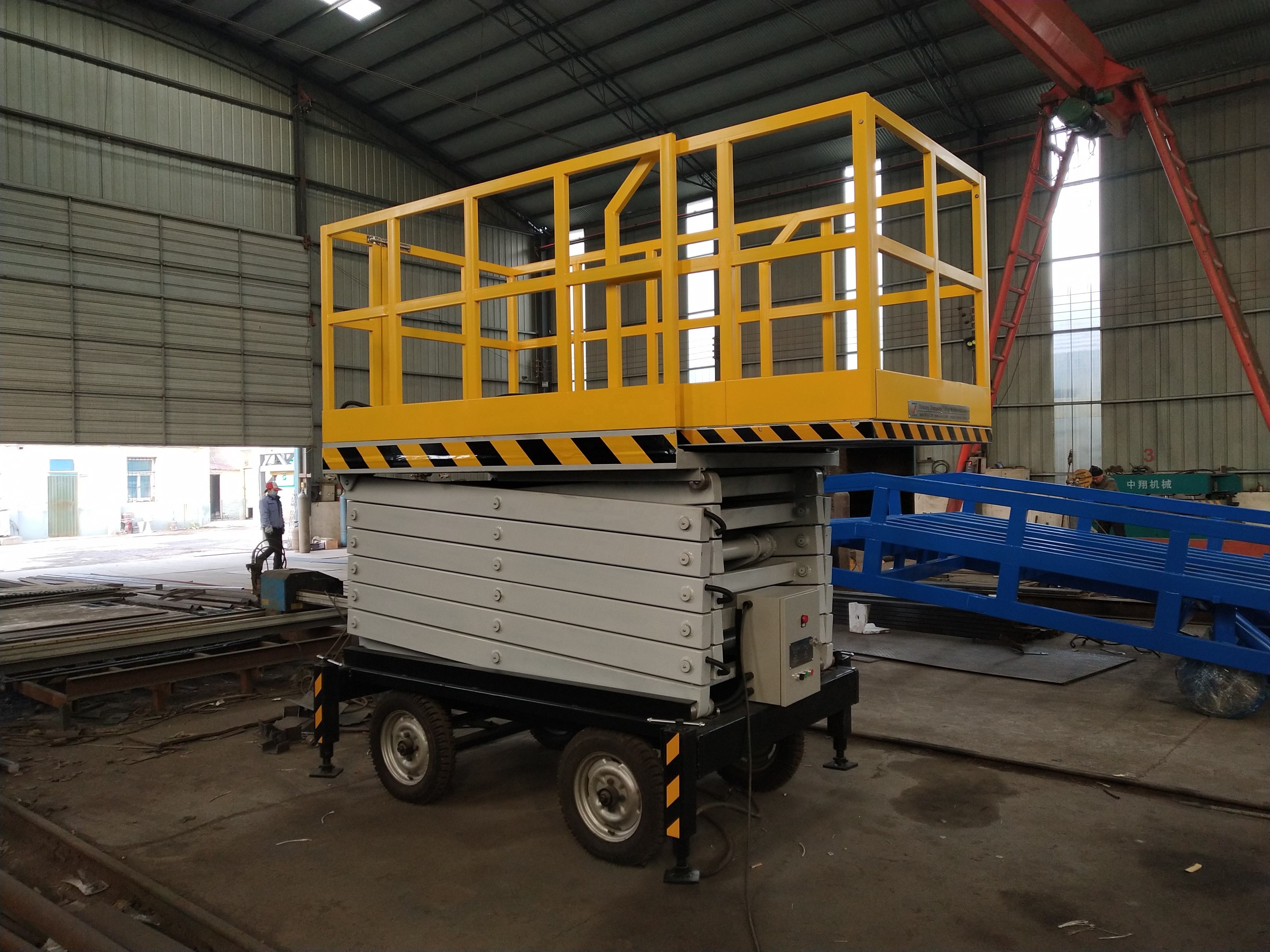 13ft 19ft 26ft 39ft scissor lift platform table for widely