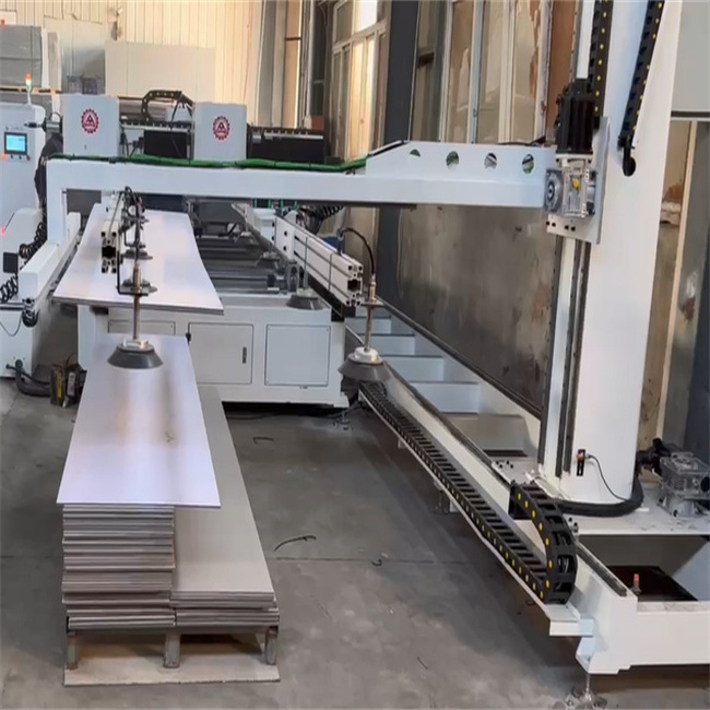 CNC Grooving Machine Grooving Cutter PVC Tongue and Groove Machine