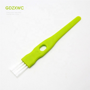 Kitchen Unique 2-in-1 Round Scraper life hacks Multifunctional Green Small Cleaning Brush New Invention Gadget