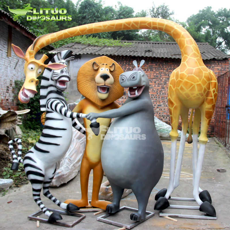 Theme Park Life Size Cartoon Animal Statue Decoration