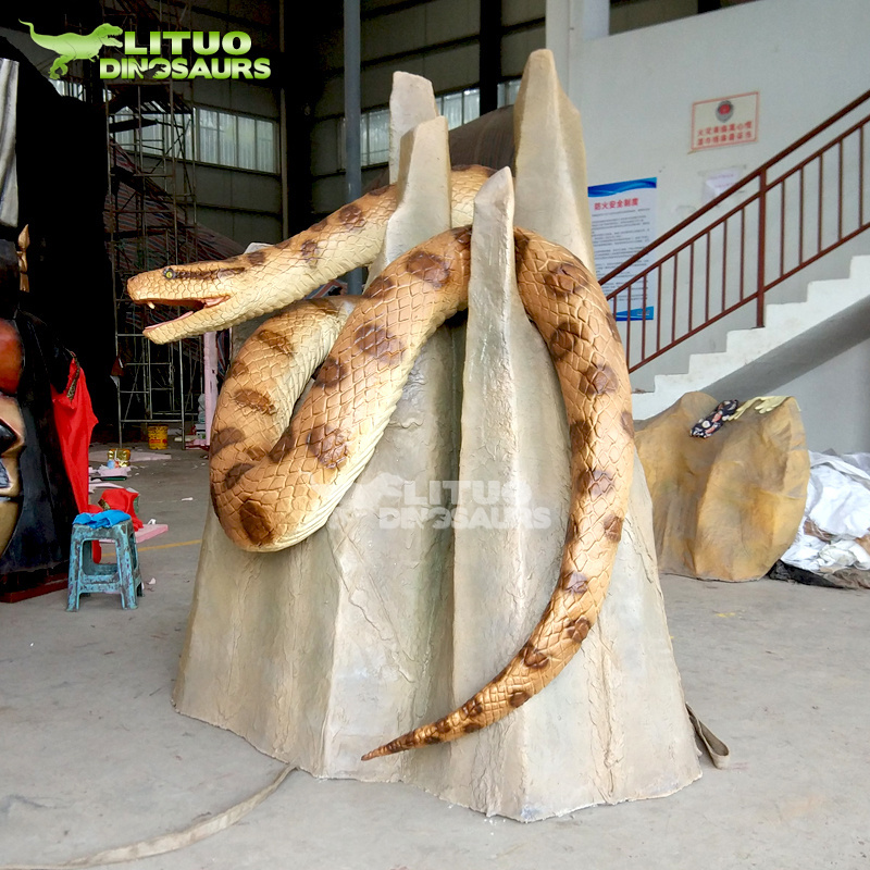 Animatronic Animal Puppet of Animated Silicone Rubber Snake Python Boa