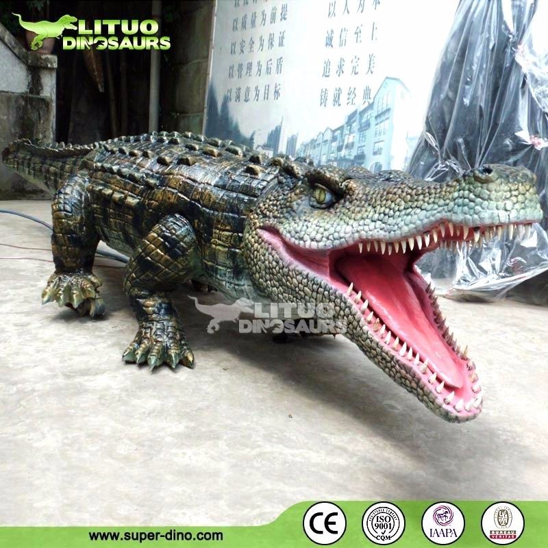 Life Size Animatronic Remote Control Crocodile Simulation Animal Model