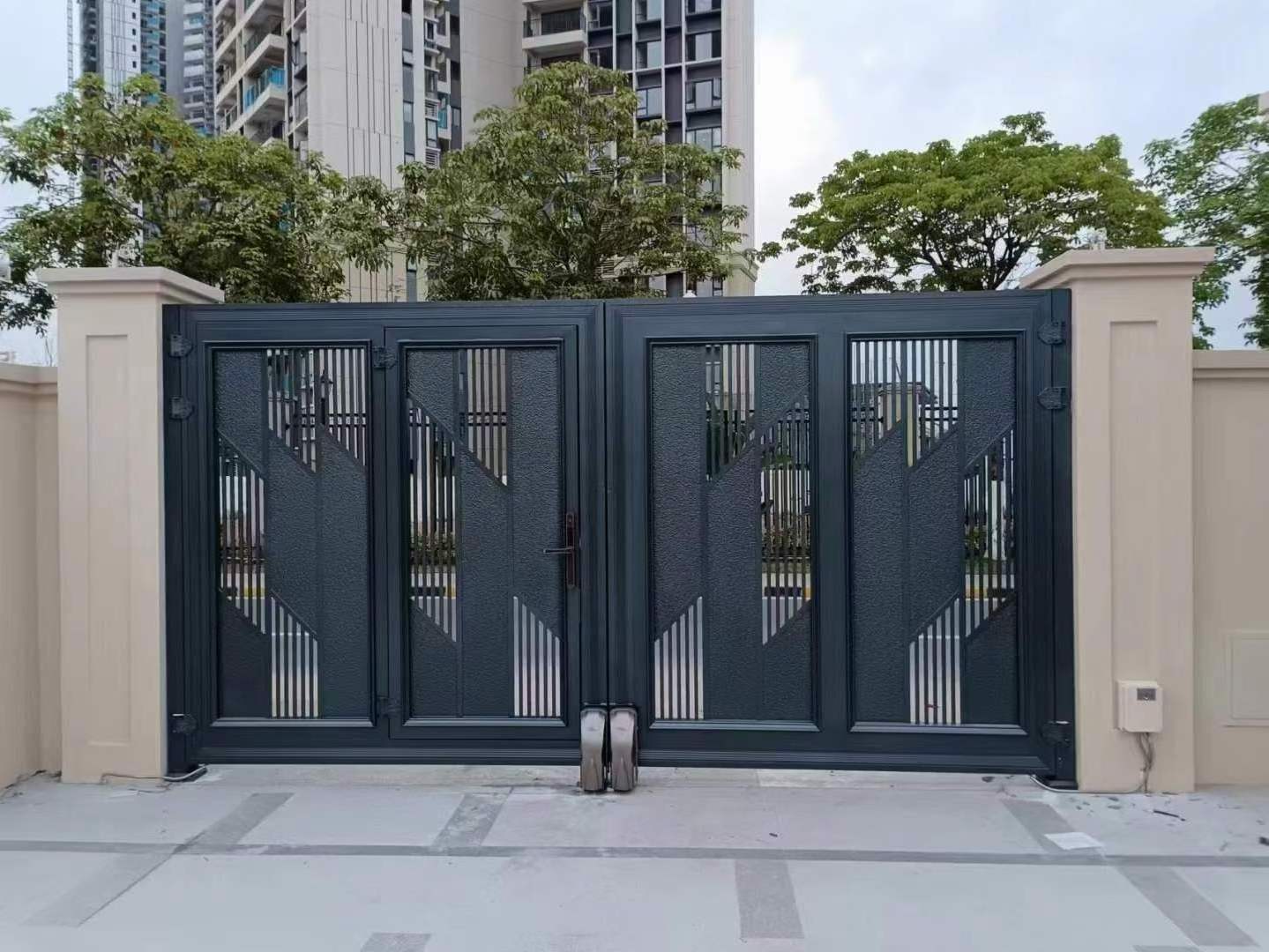 Automatic Aluminum Sliding Gate Design Black Aluminium Driveway Sliding Gates House Electric Wireless driveway gate remote