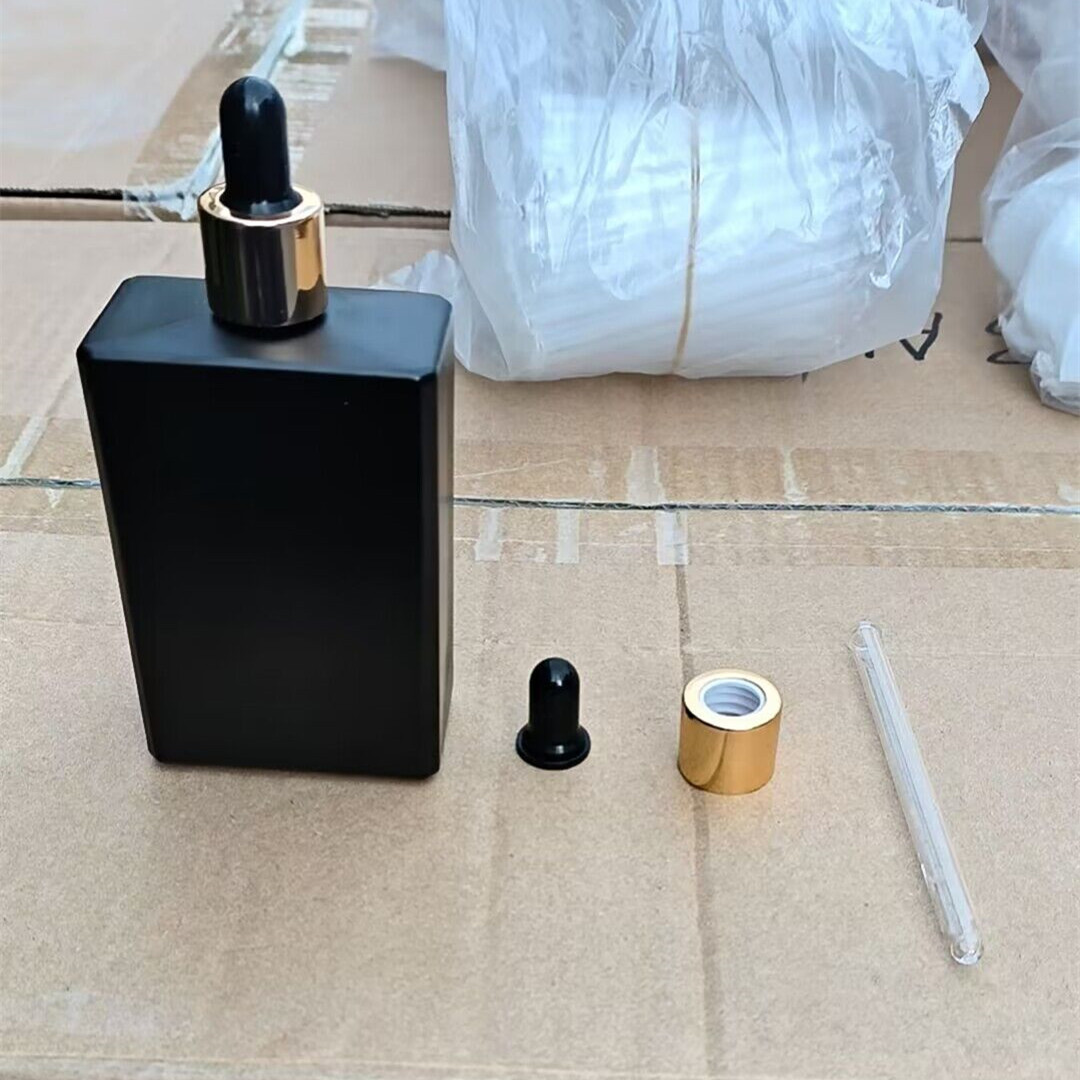 1oz Rectangular Beard Essential Oil Bottles 30ml 50ml 100ml Rectangle Frosted Matte Black Dropper Square Glass Bottle