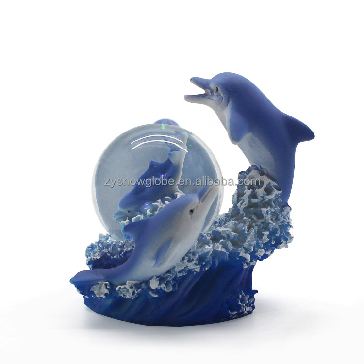 New design resin dolphin snow globe with glitter