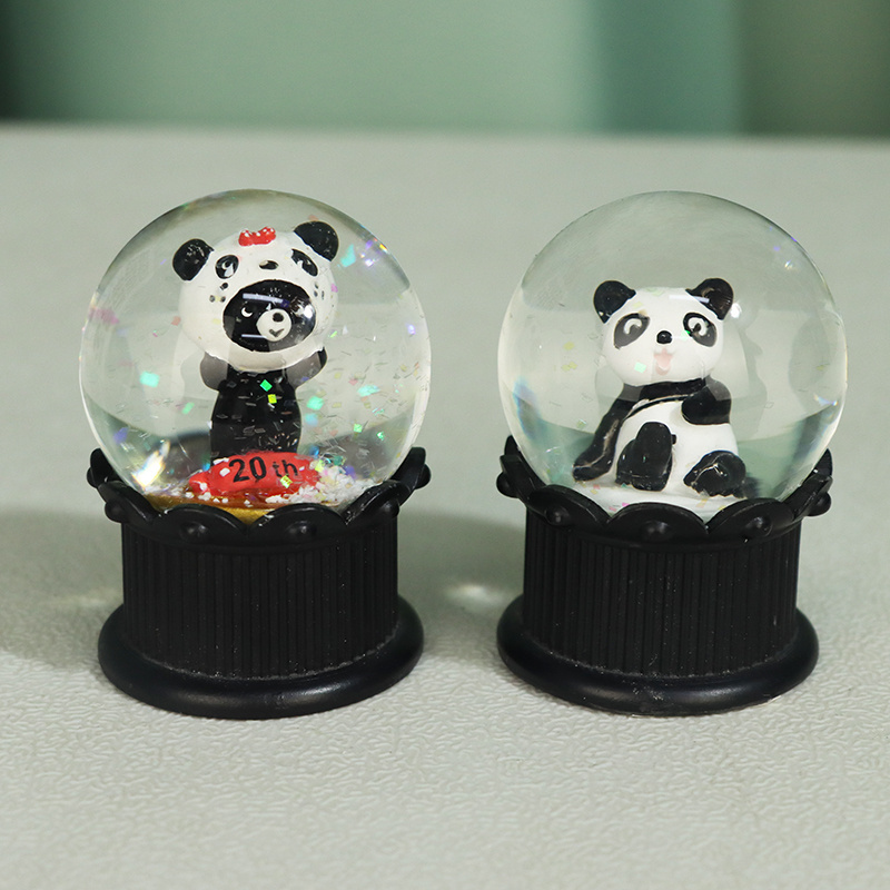 Wholesale Custom Mini Animal Resin Snowglobe Rotary Sound Table Decoration Travel Souvenir Gifts Children Christmas Decorations