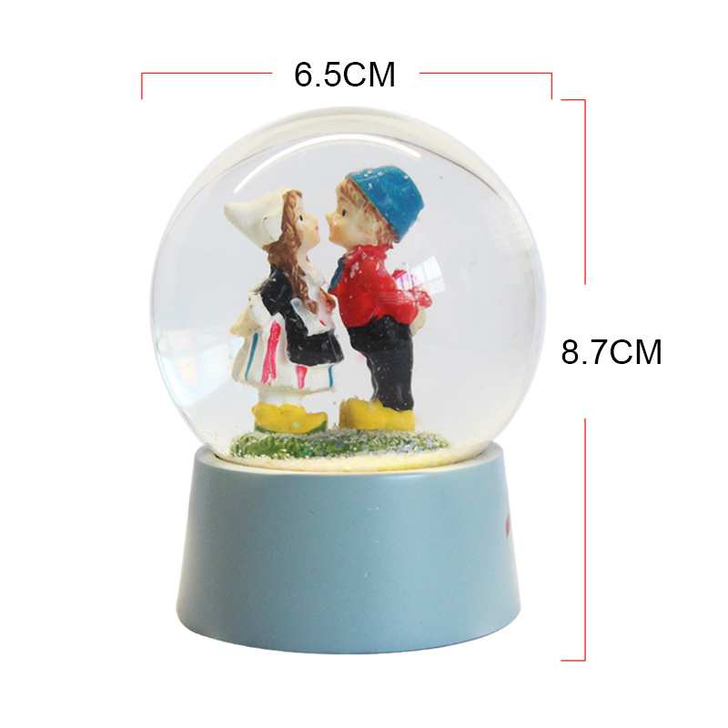 custom resin valentine c romantic human couple kiss blue base snow globe