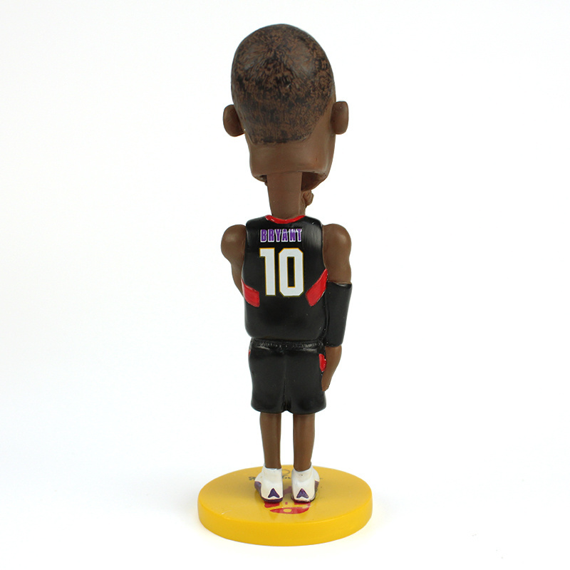 Hot sale custom figure basketball player Souvenir toy basketball bobble head kobe star resin  ornaments