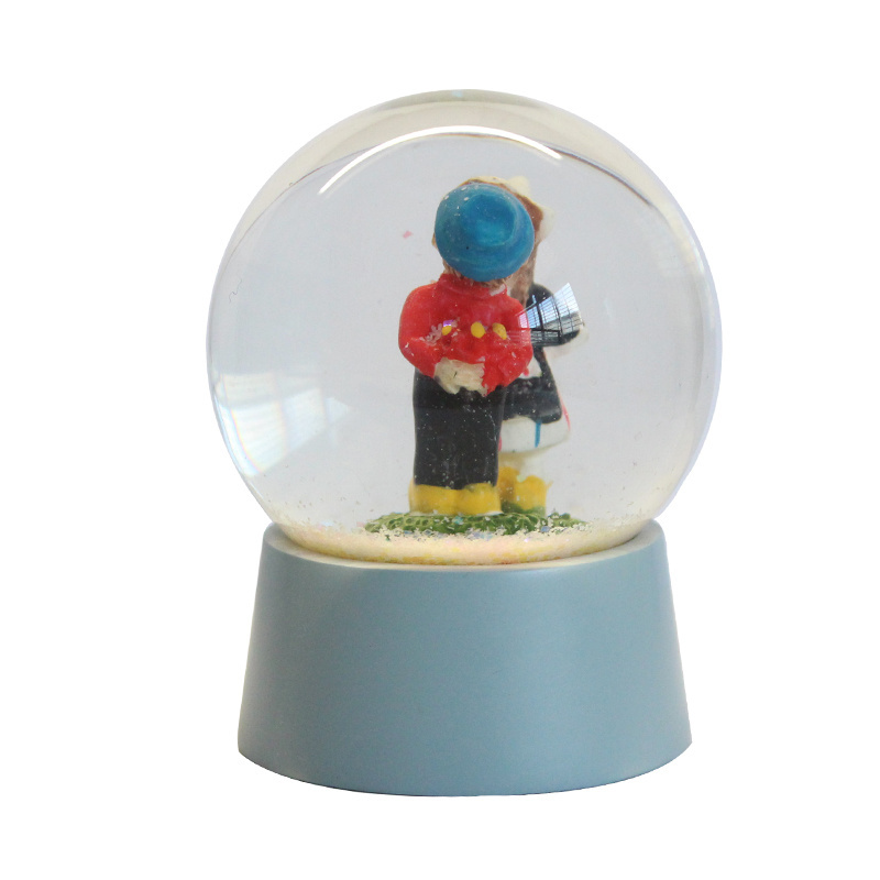 custom resin valentine c romantic human couple kiss blue base snow globe