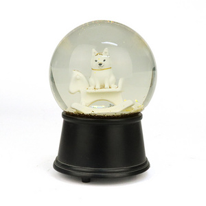 100Mm Shinny Flakes Dog Snow Globe Snowglobe With  Music Box