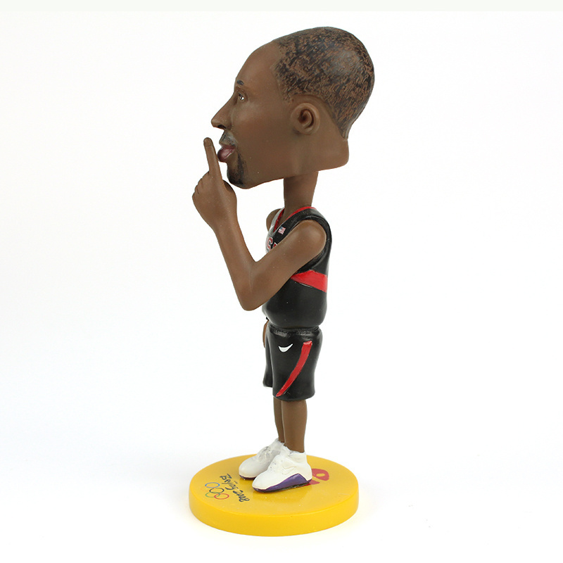 Hot sale custom figure basketball player Souvenir toy basketball bobble head kobe star resin  ornaments