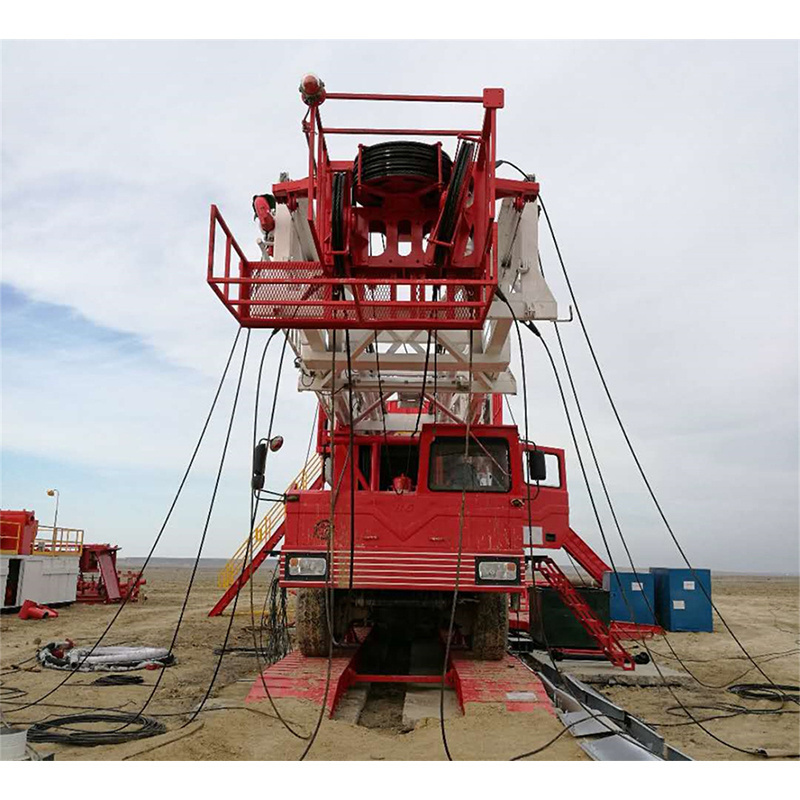 High-quality oil and energy field oilfield workover XJ450 vehicle-mounted drilling rig