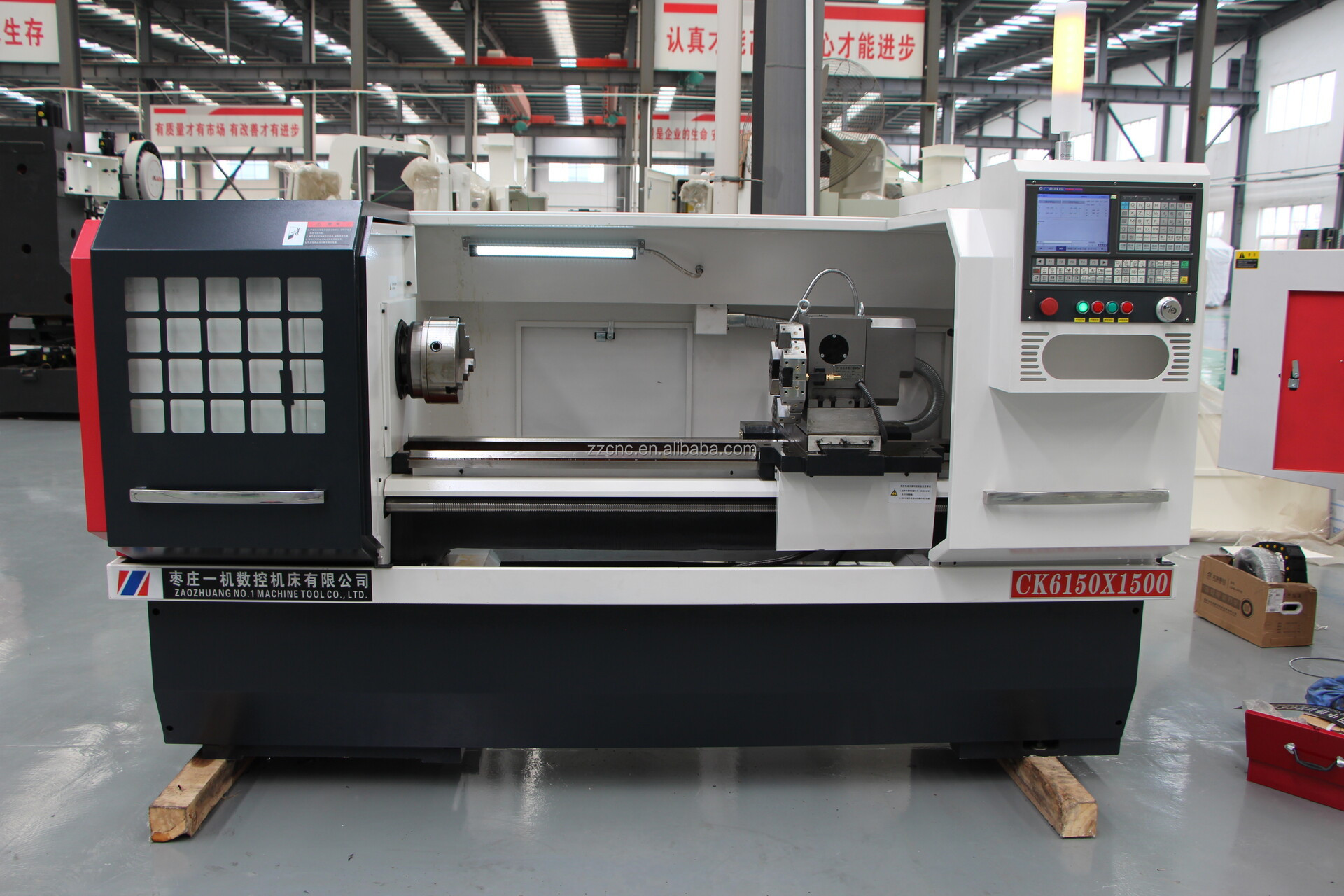 CK6150  Torno Horizontal Low Price Metal  CNC Lathe Machine