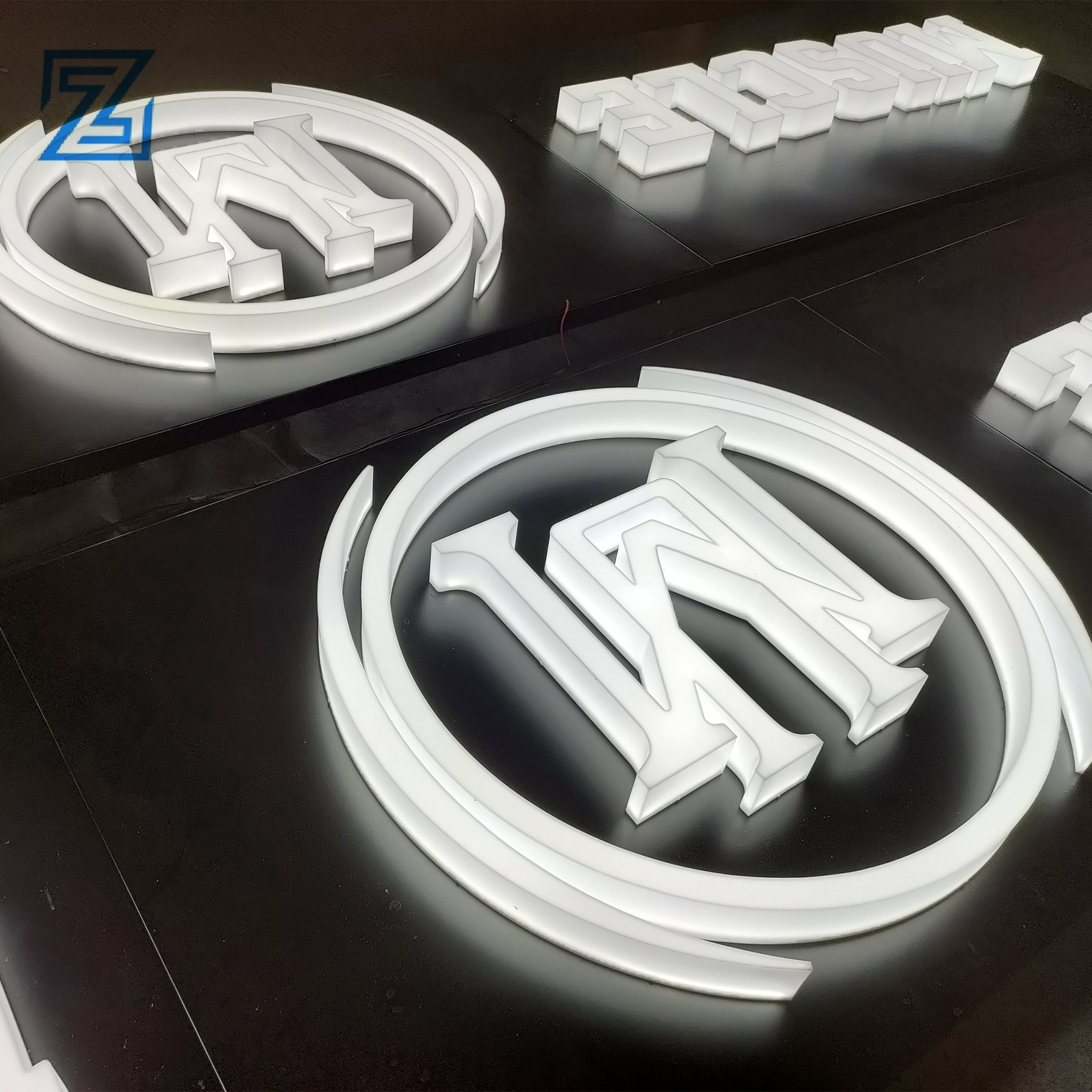 Custom Indoor Outdoor Wall Decoration Led Letter Sign Acrylic Material Full Lighted Sign Board