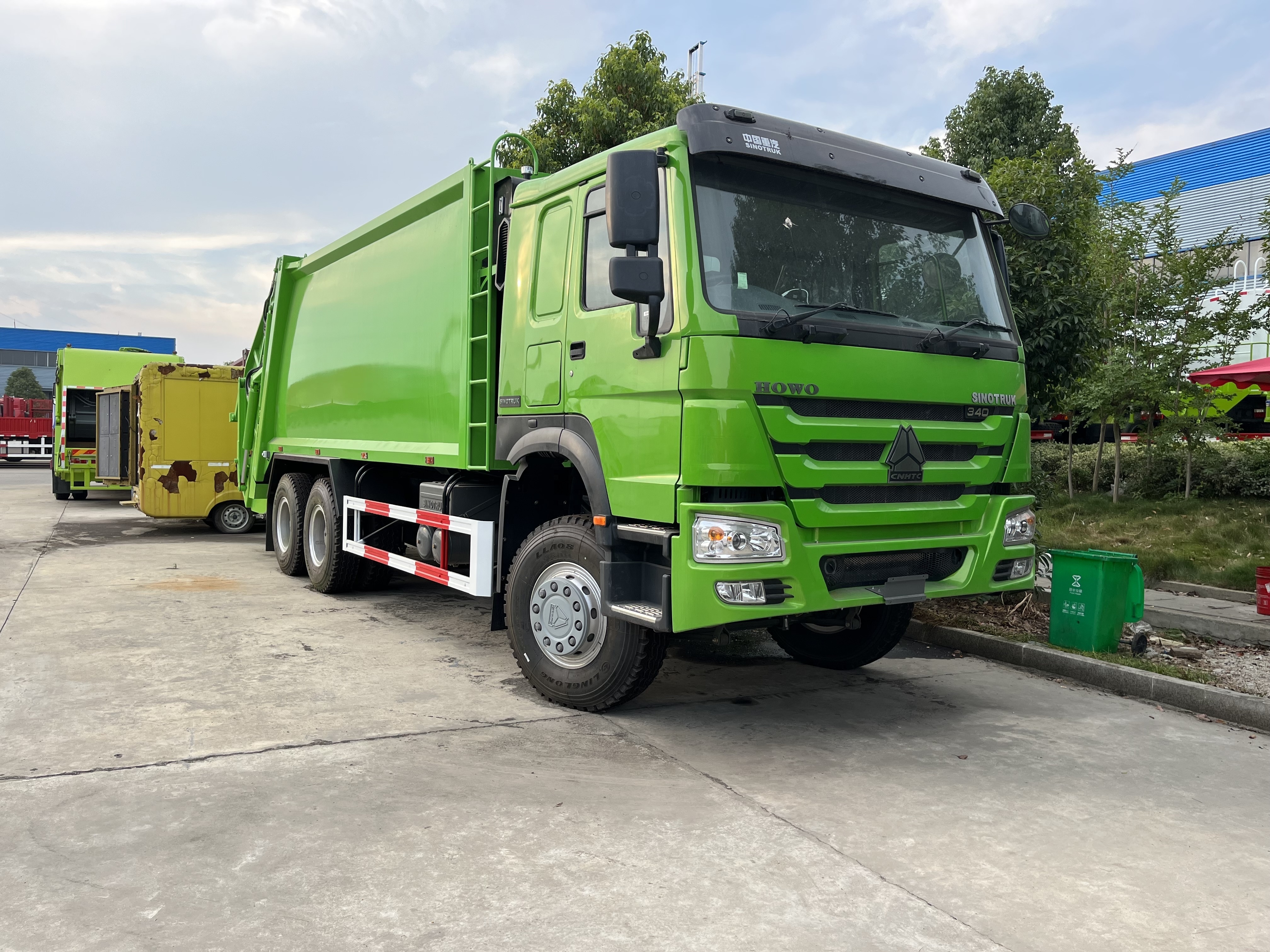 6x4 Howo Used Truck Compactor Garbage Trucks For Sale