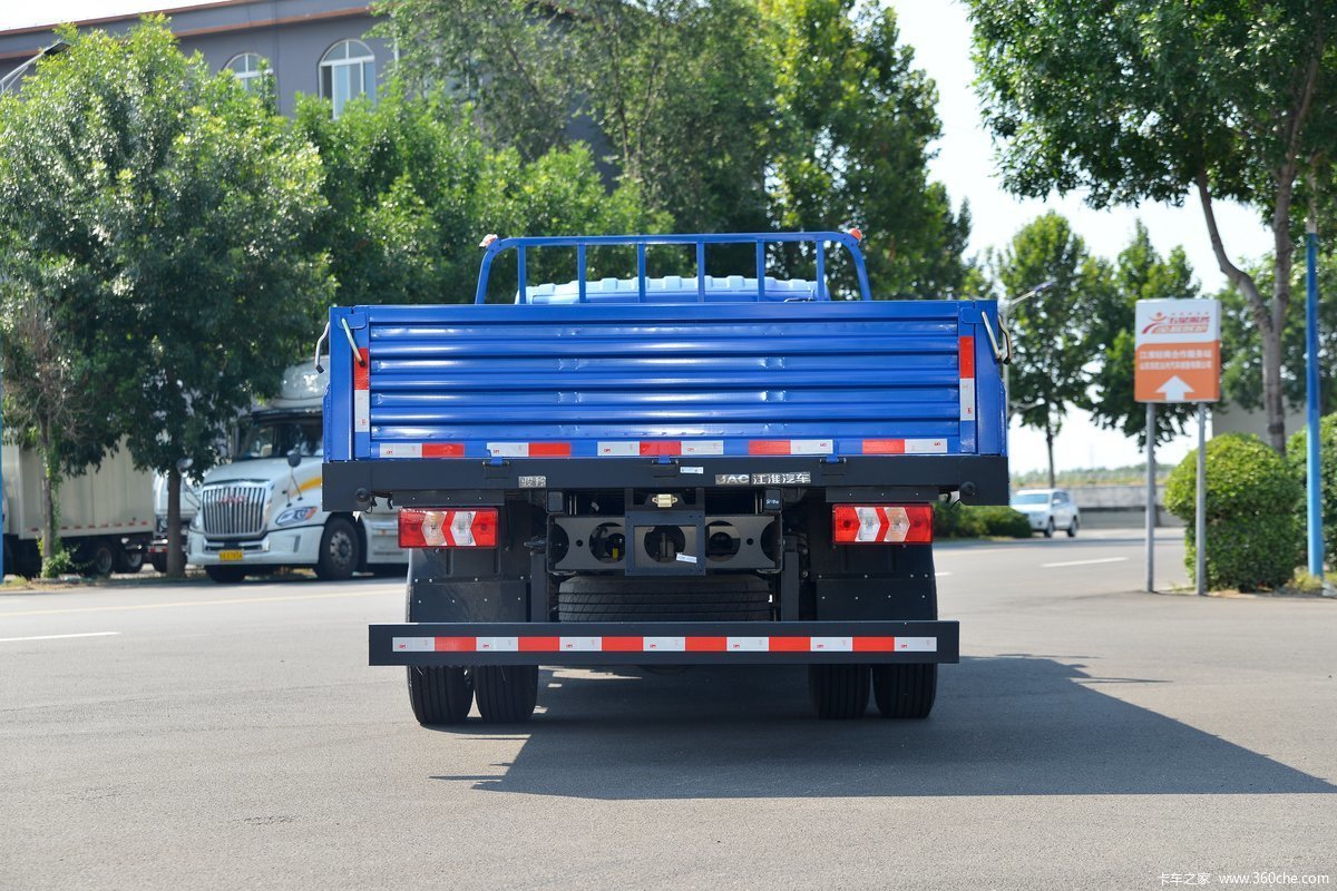 ISUZU 4x4 chasis de cami four wheel 1 ton mini cargo trucks with diesel engine for hot sale in Latin America