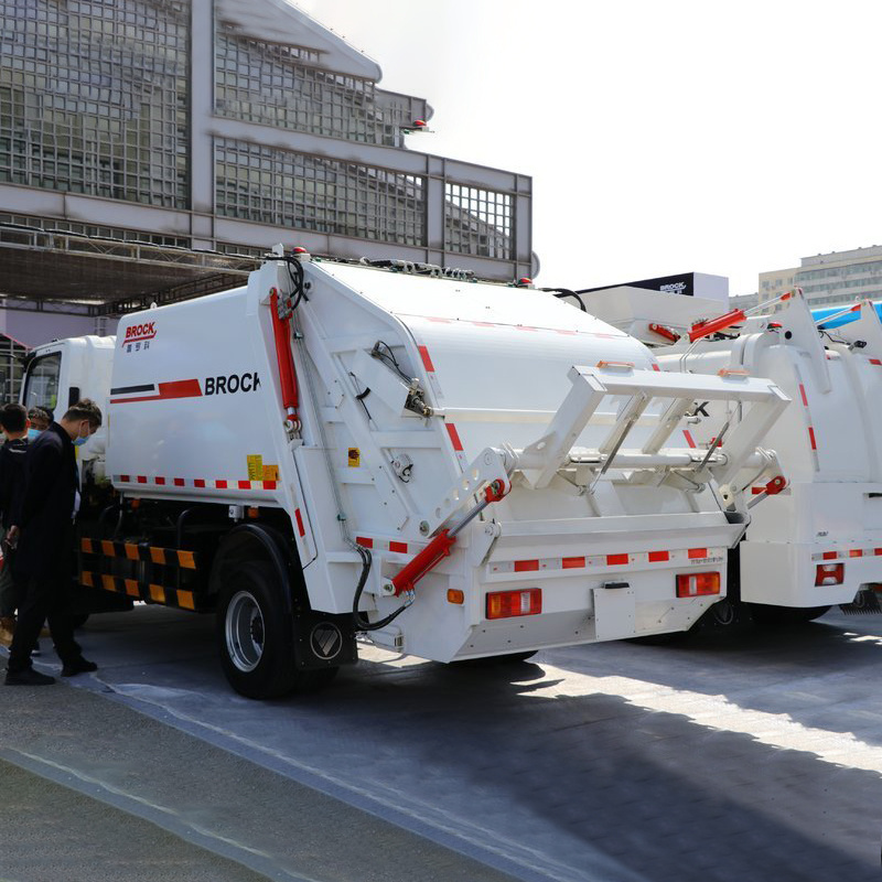 Foton 4*2 Refuse Removal Garbage Trucks 6m3 Garbage Collector Truck Compactor Garbage Truck Price