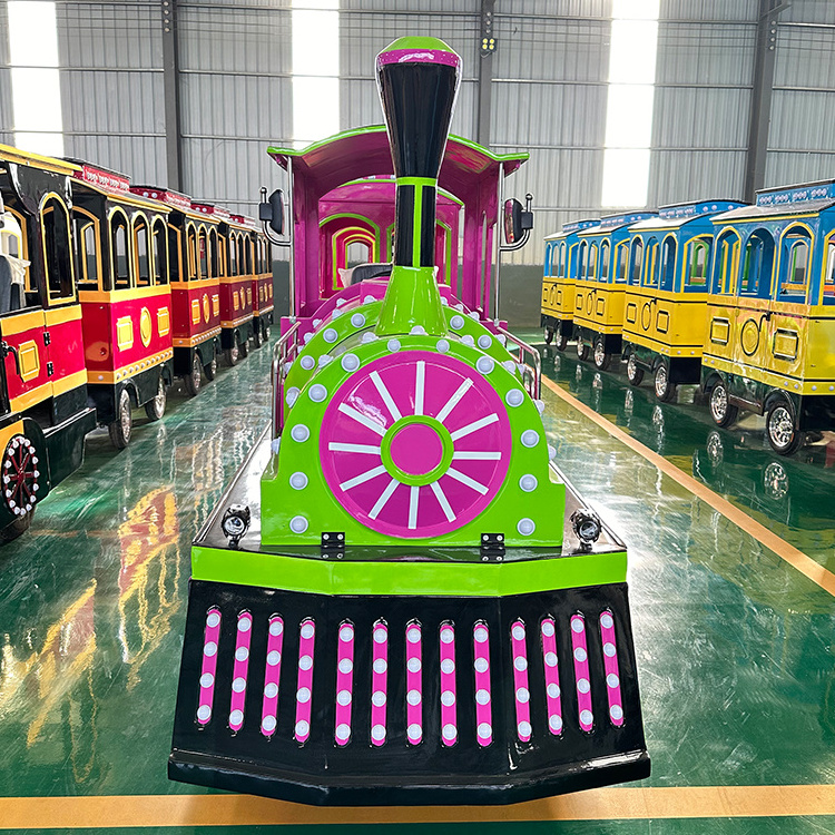 Manufacturer Indoor/Outdoor Tourist Electric Train Set Tourist Trackless Train With Christmas Music for Amusement Park