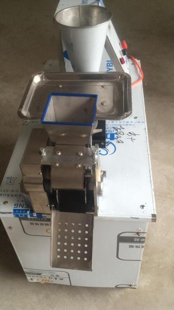 mini spring roll making machine / lumpia machine spring roll machine / wonton samosa making machine