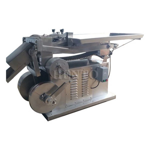 High precision aluminum herb crusher/herbs and spices manual crusher/herb cutting machine