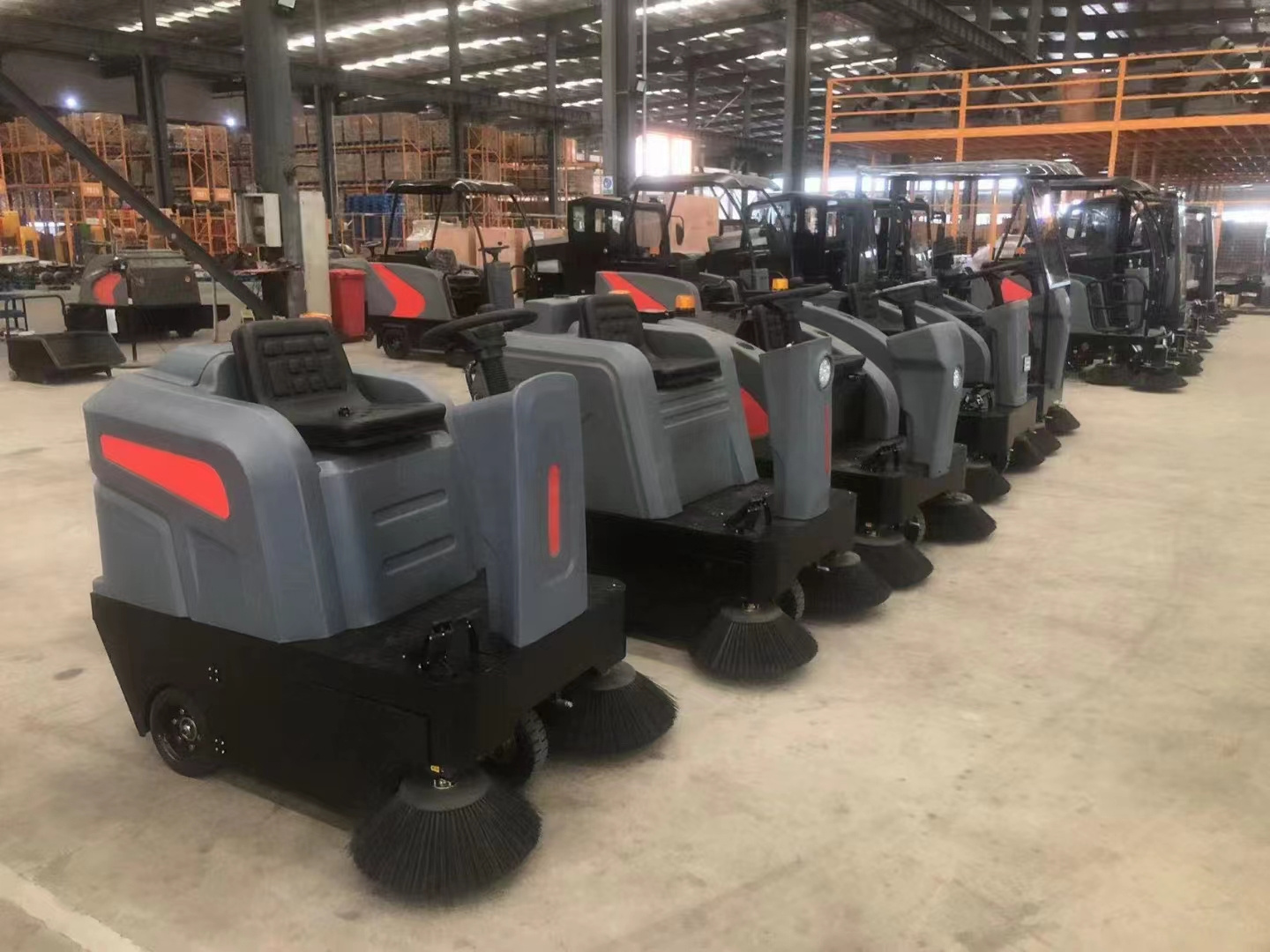 Wholesale Road Cleaning and Equipment Battery Street Cleaning Vehicle Riding Industrial Cleaning Vehicle Sweeper