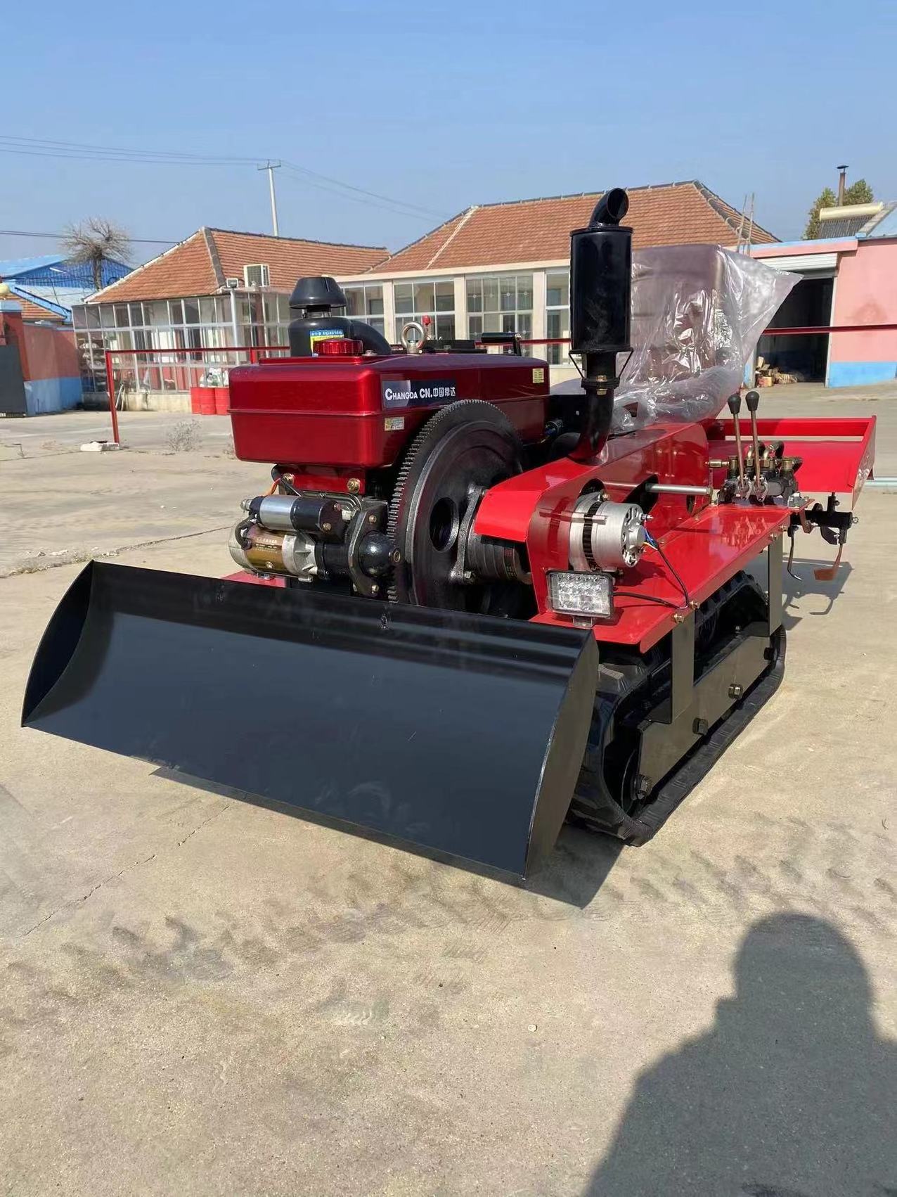 Hot selling agricultural small multifunctional cultivator, agricultural tracked tractor, orchard greenhouse planting cultivator