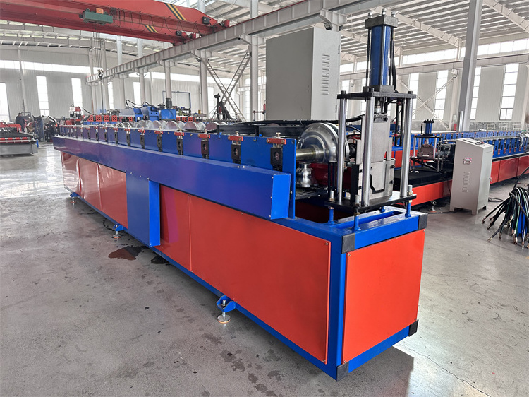 Customized Rain Water Gutter Down Pipe Making Machinery Gutter Downspout Pipe Cold Roll Forming Machine