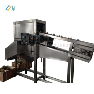 High Quality Coconut Cutting Machine / Coconut Water Machine