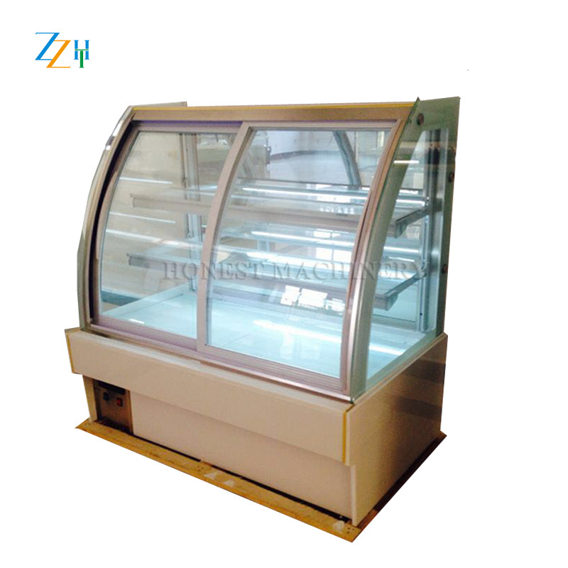 Cake Display Fridge With Good Compressor ,Condenser And Evaporator