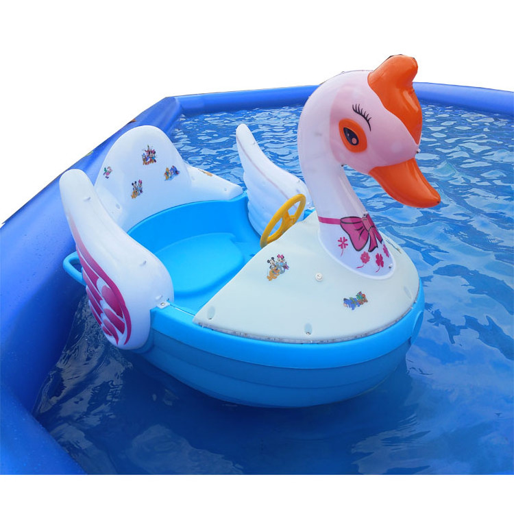 new style Electric motorized kids or adults water bumper boat for sale