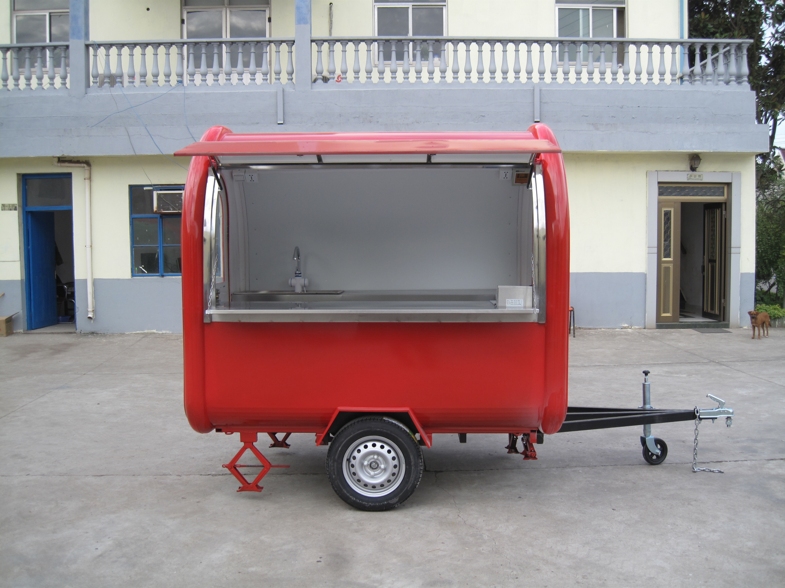 2024 Christmas Mobile Remorque Food Truck for Sale in Dubai Stainless Steel Fast Food Trailer with CE Certificate Promotion