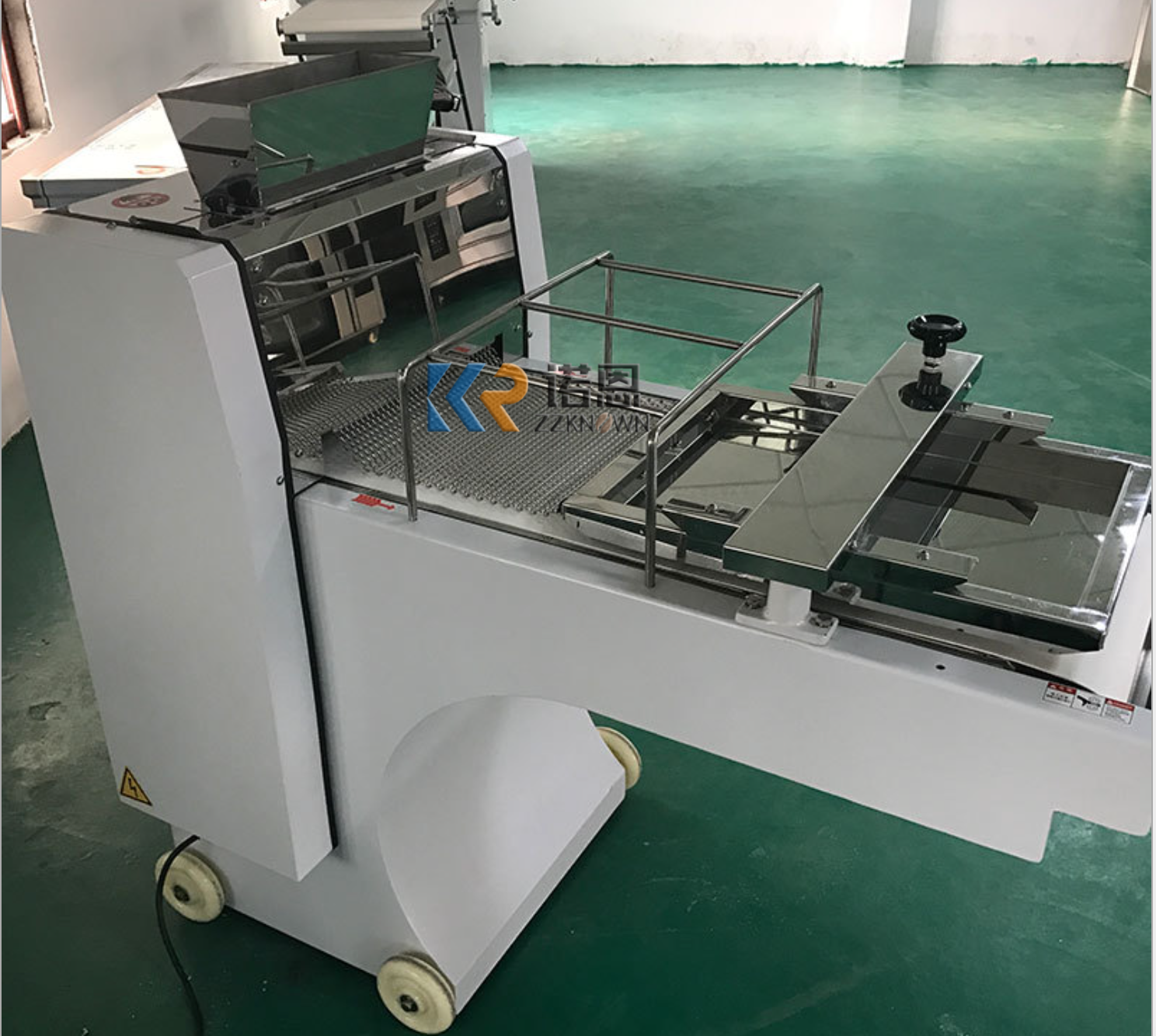 2022 Baking Equipment Toast Bread Moulder Commercial Bread Making Machine Toaster Machinery