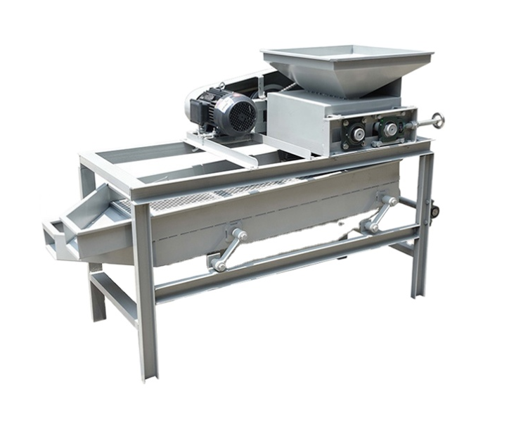 OEM Automatic Almond Shelling Husk Machine Electric Nut Hulling Peeling Pistachio Sheller Machine with CE