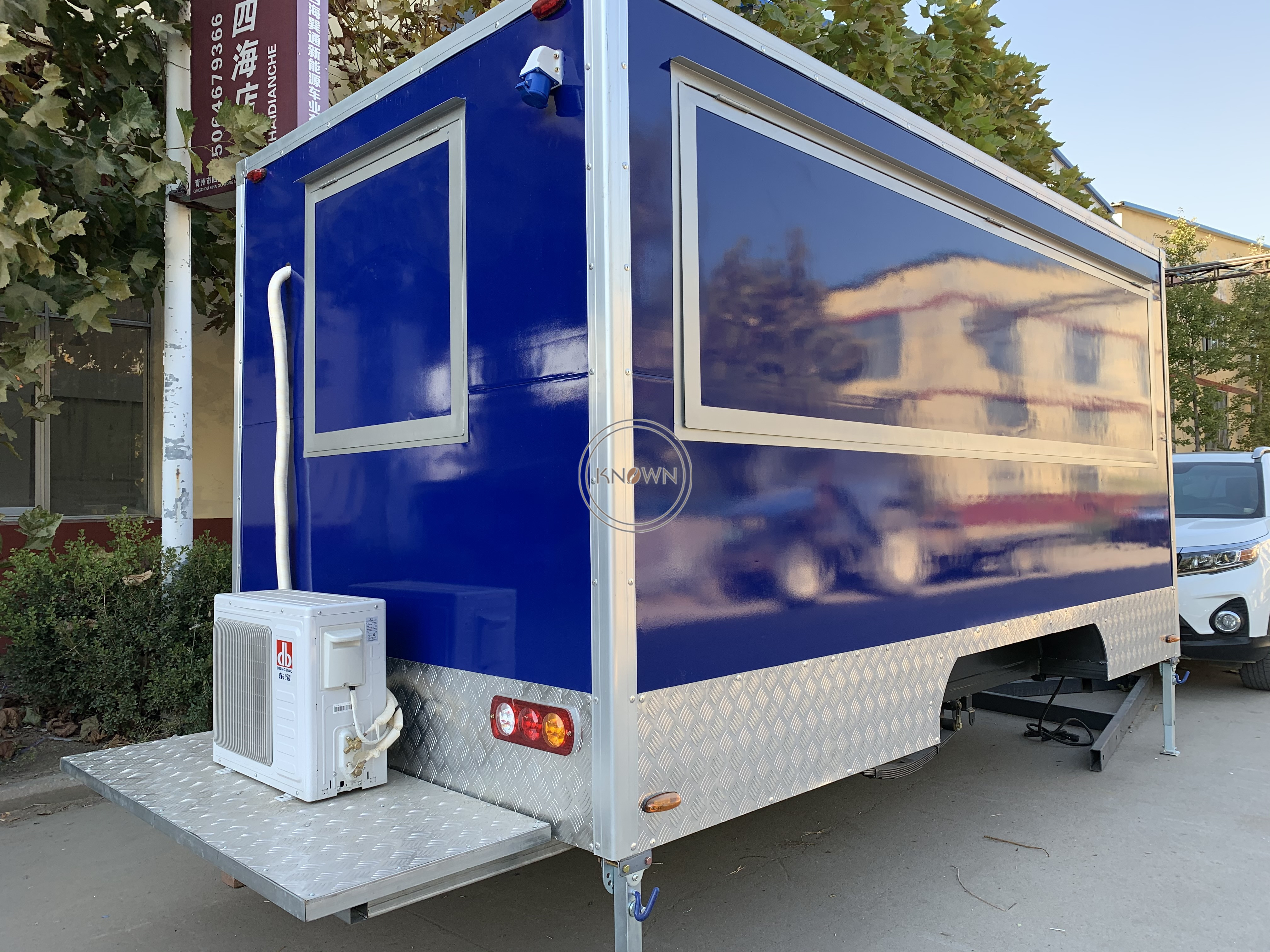 OEM Coffee Kiosk Snack Pizza Taco BBQ Hot Dog Ice Cream Cart Concession Food Trailer Mobile Food Truck with Full Kitchen