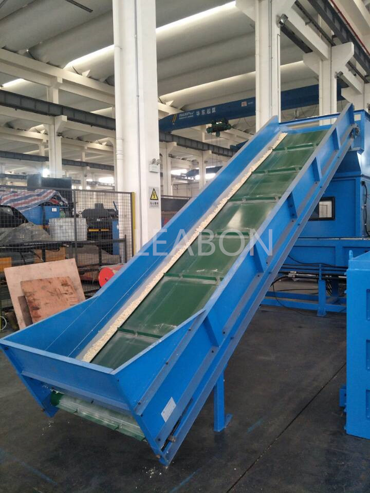 High Efficient Horizontal Bagging Machine Hay Rice Straw Pine Wood Shaving Baler for Sale