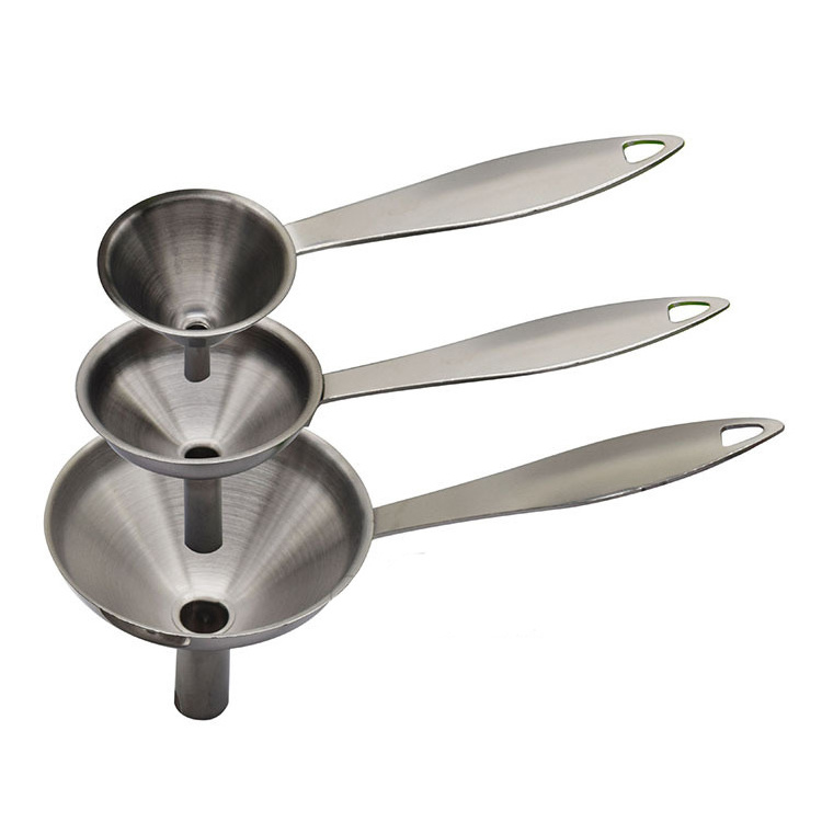 Kitchen Conical Separatory Funnel Suitable For Cooking oil/soy sauce/ alcohol/ grains 3pcs Stainless Steel Funnels