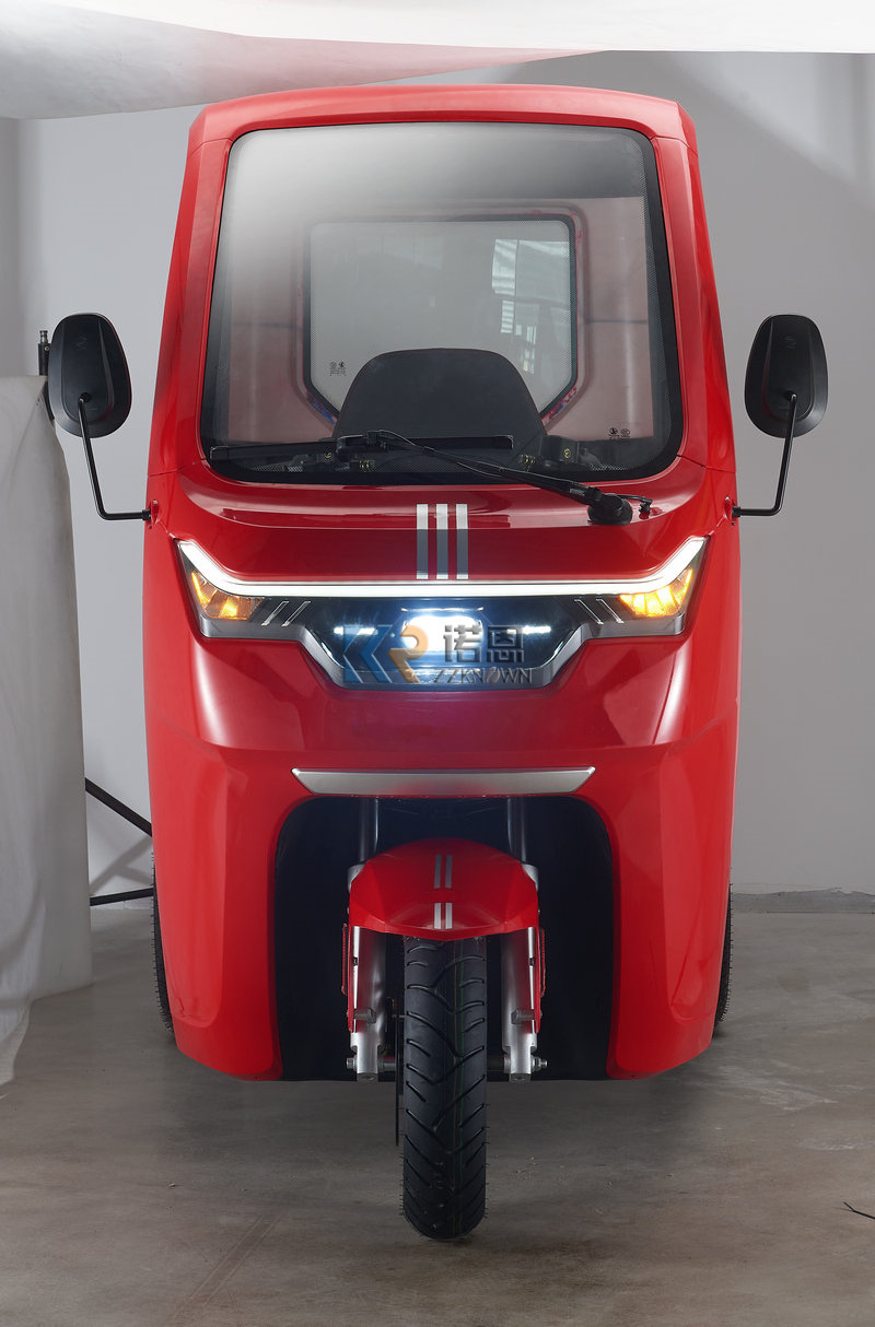 72V 2200W EEC New energy arrival electric tricycles vehicles with plastic cabin for the handicapped Bottom Price