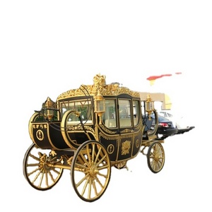 OEM High Quality Golden Marathon Horse Wagon Carriage Cart With Soft Double Seats and Alumina Non-Slip Food Pat