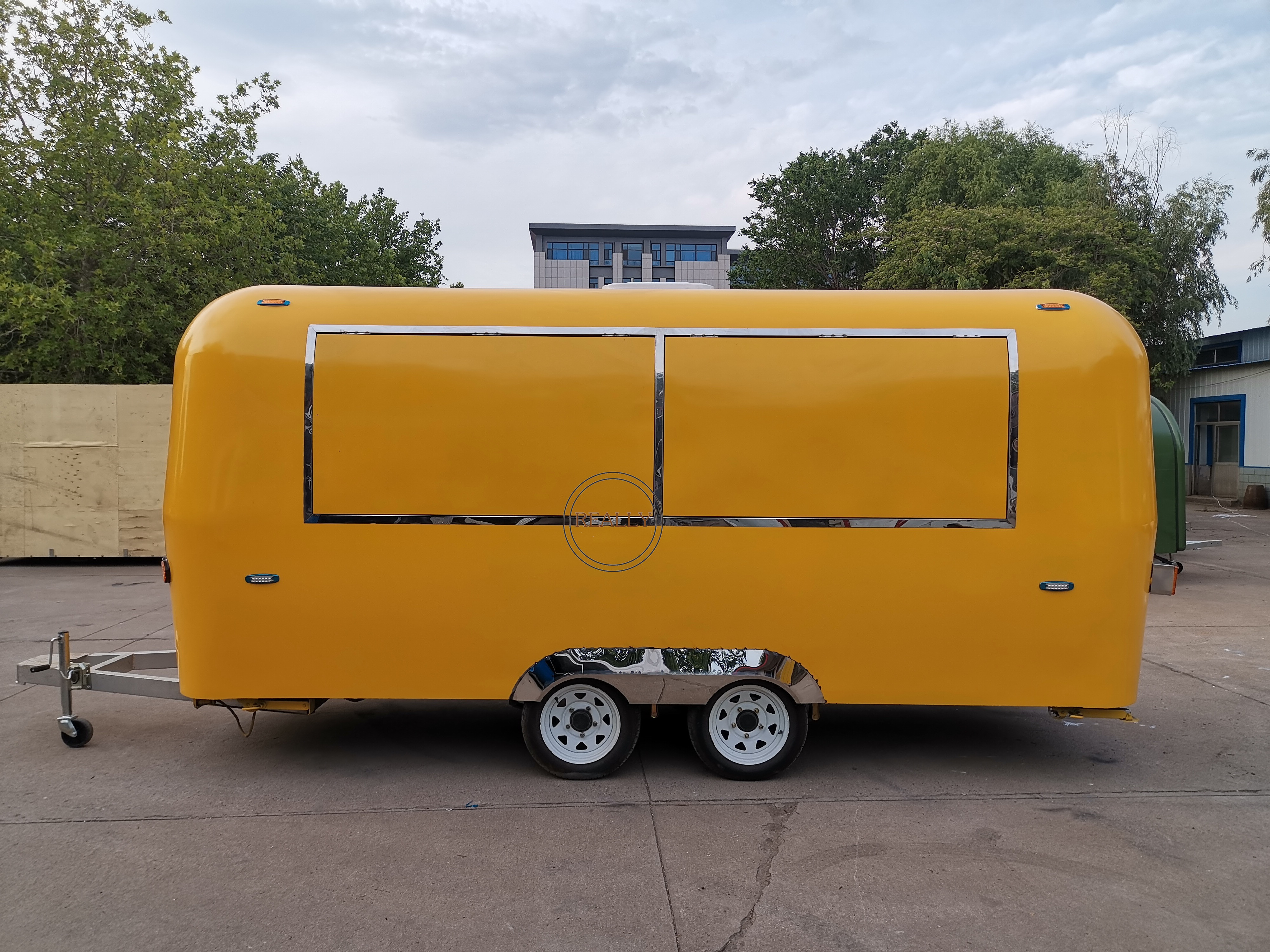 Fully Equipped Mobile Food Truck Purchase For Sale In Usa Customized Airstream Mobile Coffee Ice Cream Fast Food Trailer