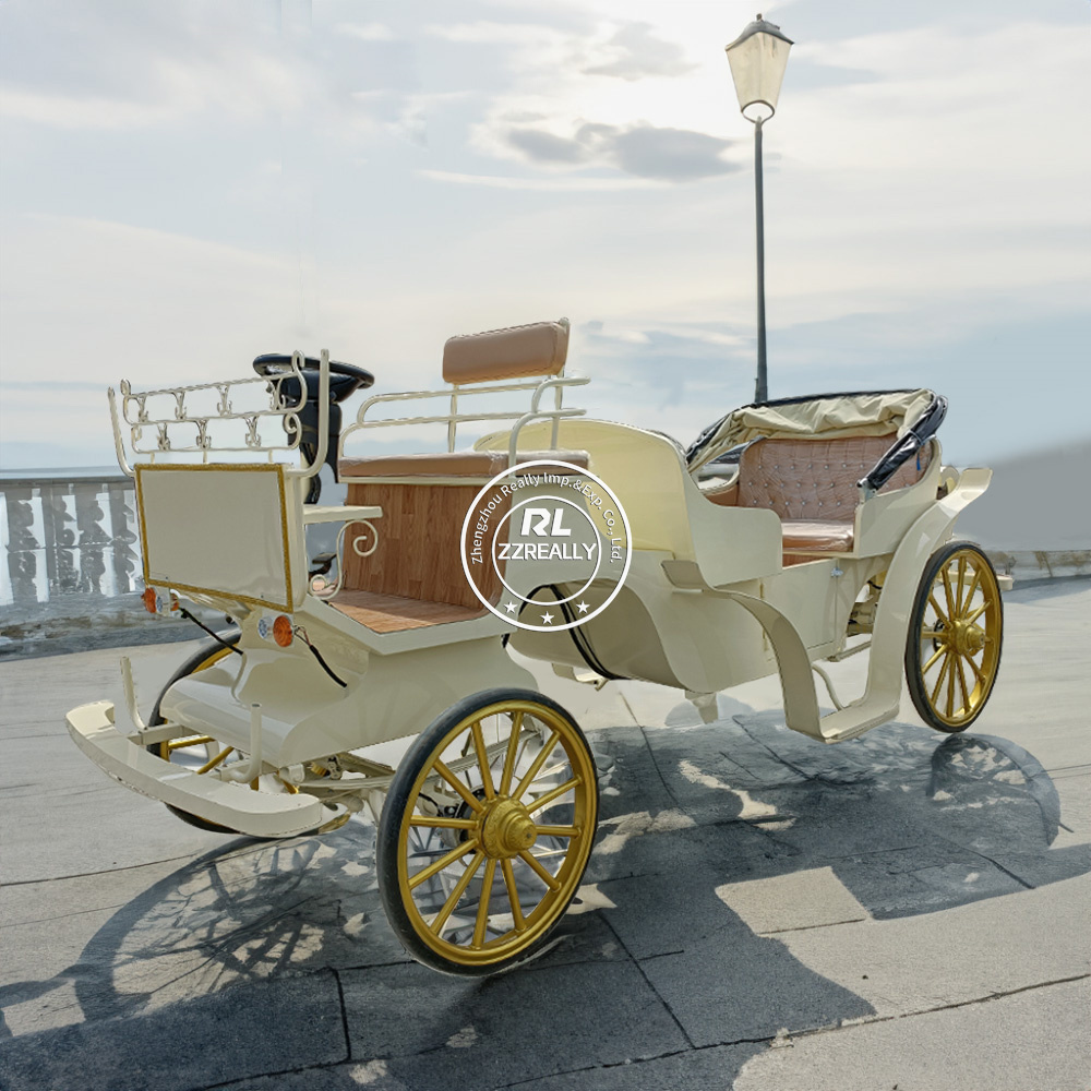 2024 Luxurious Queen's Royal Golden Horse Carriage Sightseeing Electric Horseless Carriage