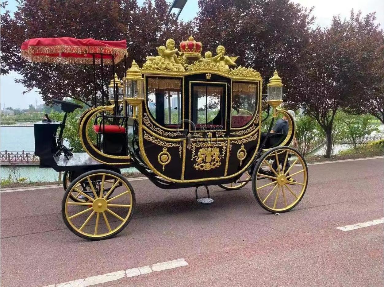 Luxury Four Wheels Sightseeing Electric Royal Horse Carriage for Sale Sightseeing Wedding Vehicle Wagon