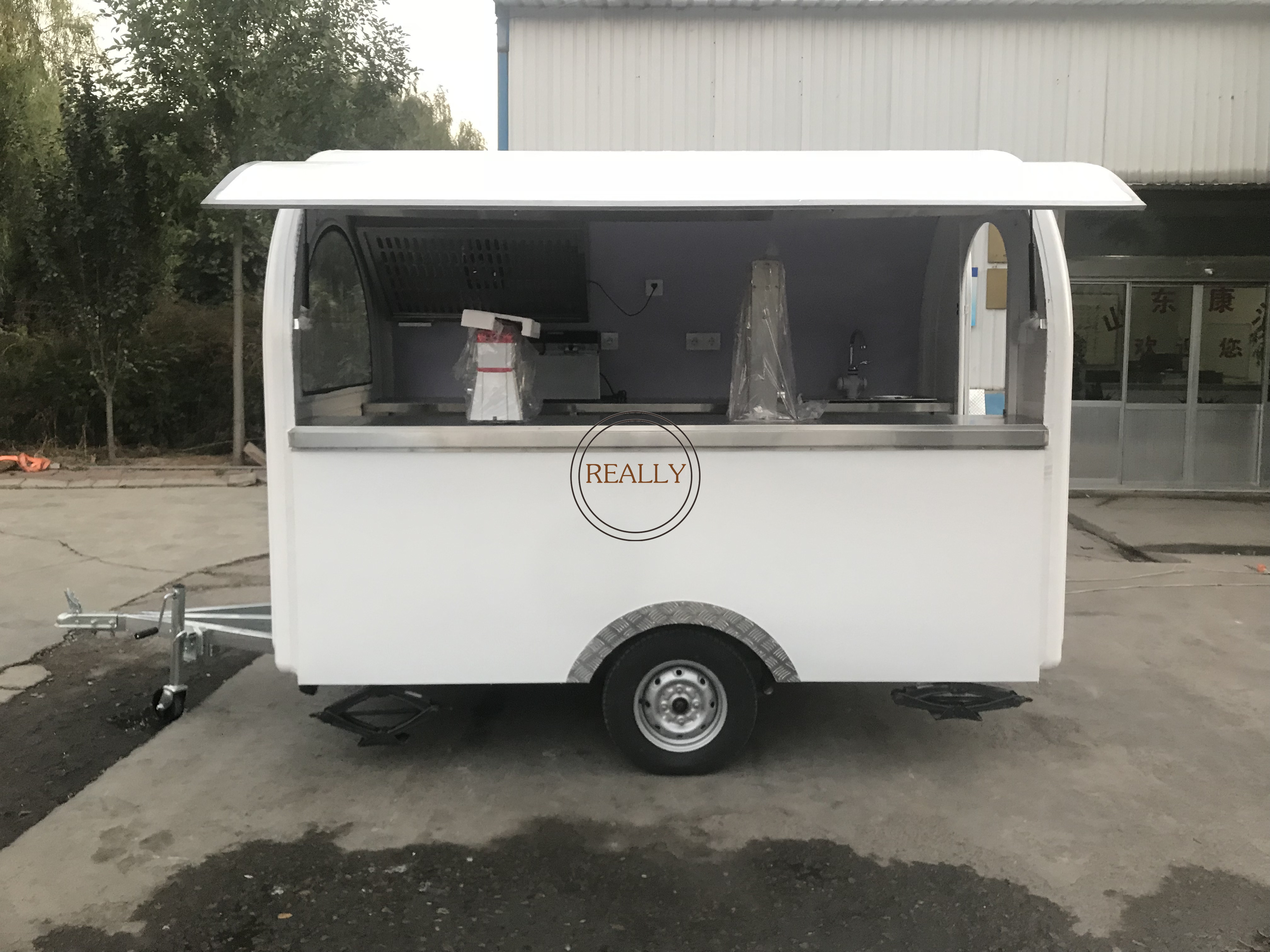 2024 Long Service Life Pizza Mobile Street Cart Fast Food Truck Fully Equipped Air Conditioner Hot Sale Australia